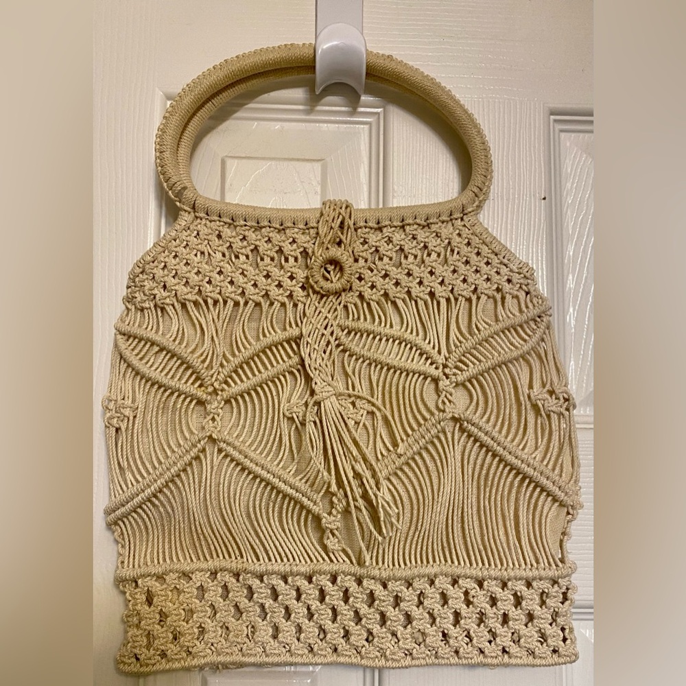 Macrame Ladies Handbag; Excellent condition.